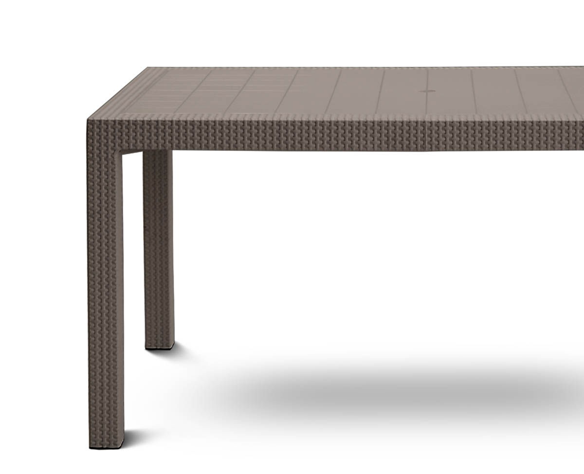 Mesa Indonesia Ratán Espácity